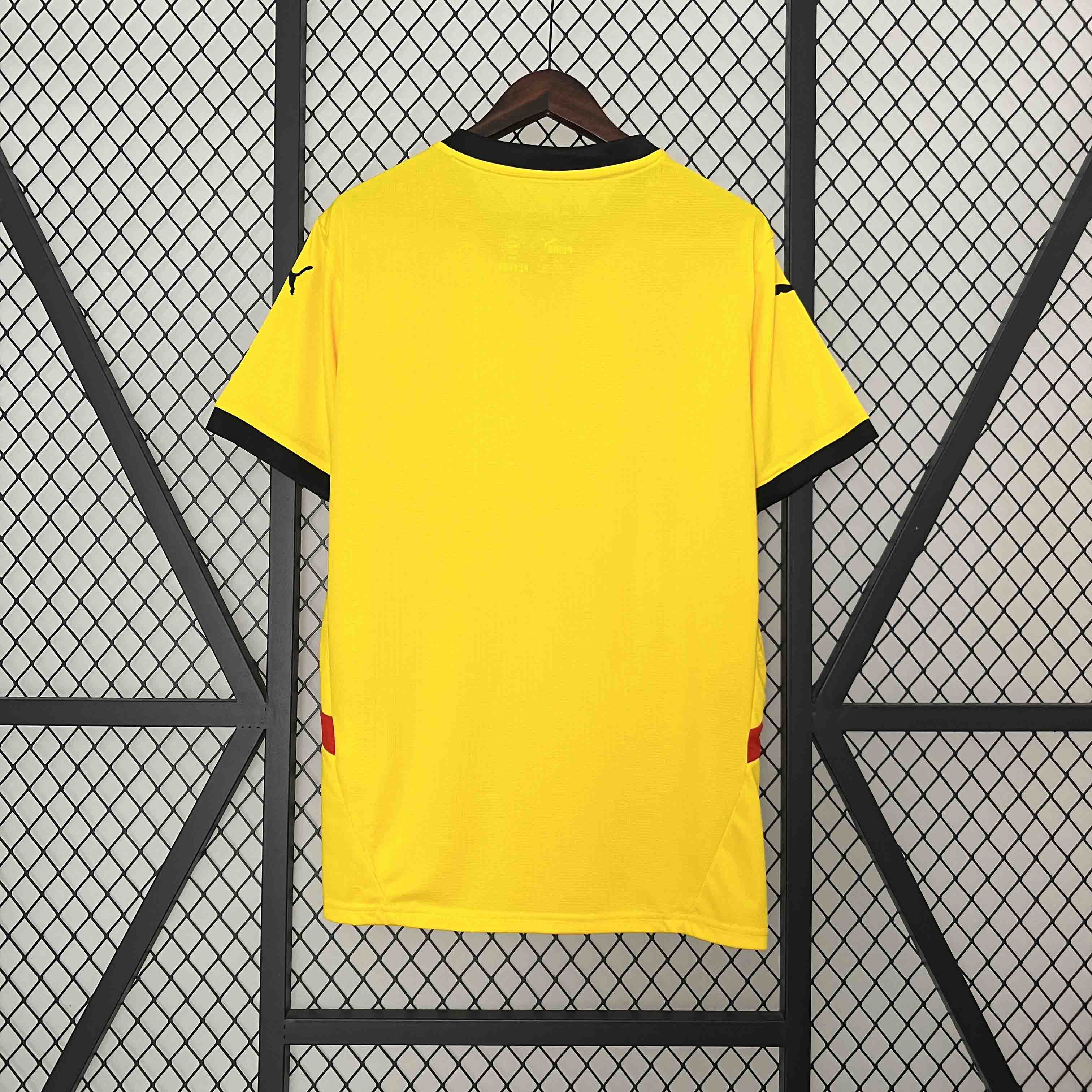 Lens maillot domicile 2024/25